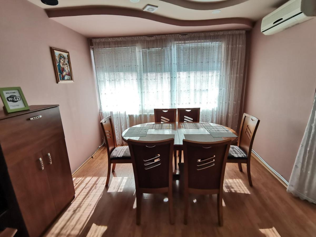 Central Apartment Targovishte 외부 사진